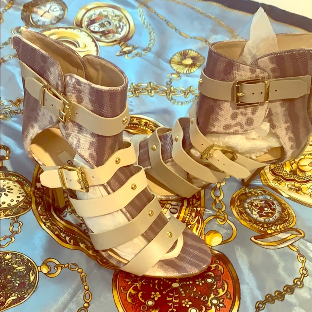 High heels size 8